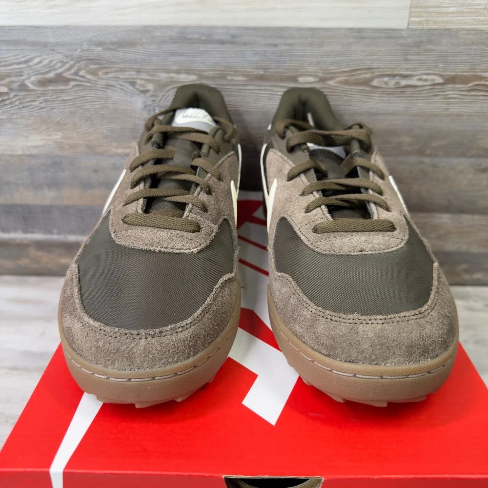 Nike Terra Manta SDE Mens Size 11 Casual Suede Sneakers Dark Hazel Coconut Milk